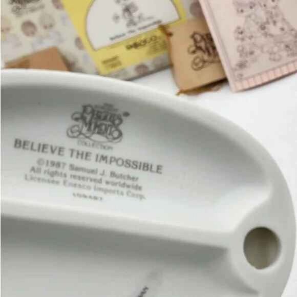 Precious Moments Figurine Believe The Impossible 109487 Vintage 1987 W/Box Tags - Picture 12 of 12